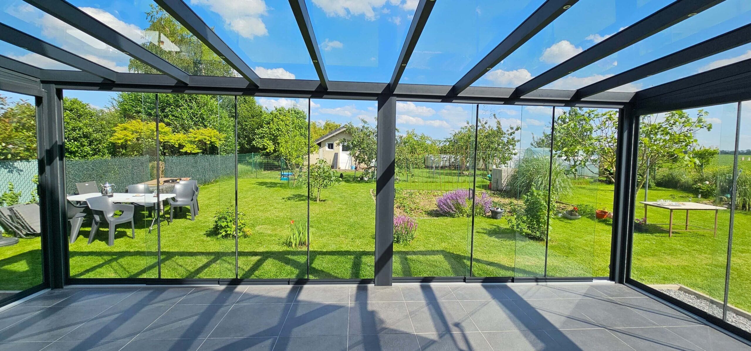 serre binnen vooraanzicht